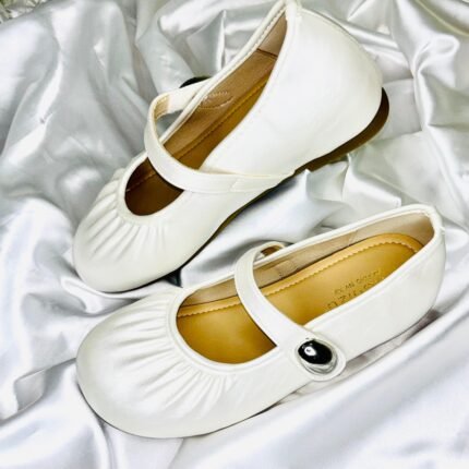 Buckle Shoe